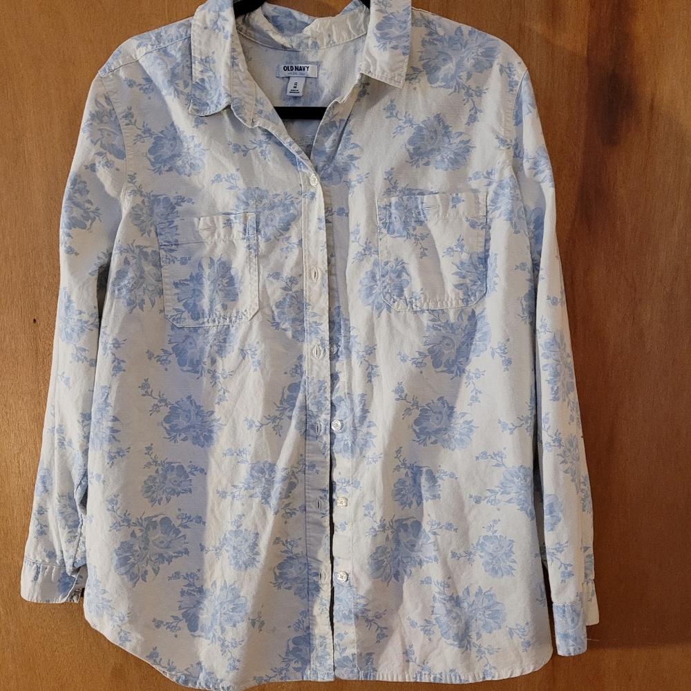 Old Navy White And Baby Blue Floral Shirt